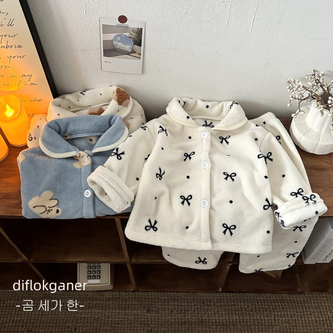 Children's Double-Sided Fleece Turn-Down Collar Homewear Set, Soft and Skin-Friendly Warm Two-Piece for School Uniform Inner Layer