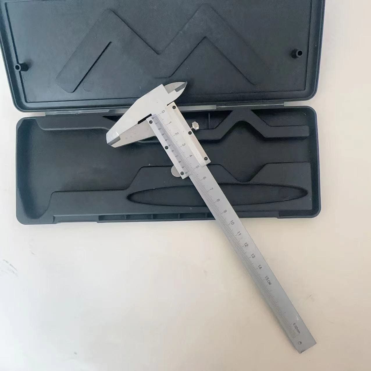 Factory Wholesale Mechanical Vernier Caliper Multi-Purpose Caliper Carbon Steel Vernier Caliper Industrial Depth Measuring Caliper