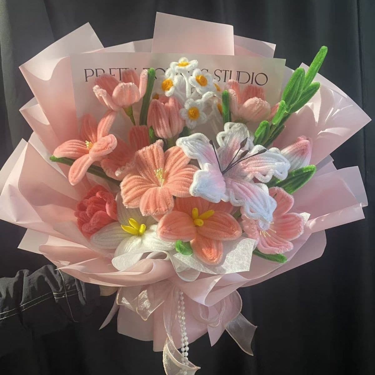 Chenille Stem Bouquet for Girlfriend, Simulated Finished Flower, Creative Gift for Graduation Season, Birthday, and for Elders