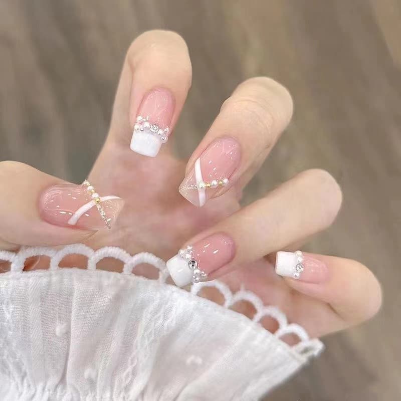Nude White Detachable Fake Nails Light Luxury Sweet Nail Stickers Handmade Nail Art Wearable Nails