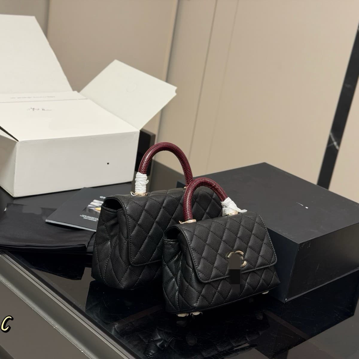 2026 New Model Caviar Leather Chanel-Style Bag for Women, High-End Niche Handbag, Versatile and Exquisite Chain Bag