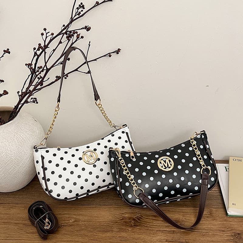 2026 New Korean Polka Dot Underarm Bag Women’s Versatile Shoulder Crossbody Bag High-end Fashion Commuter Bag