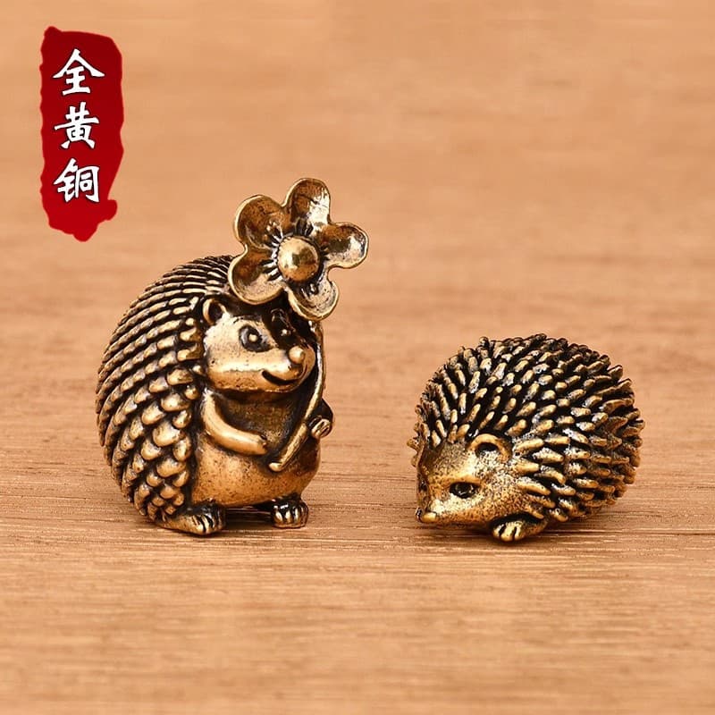 Pure Brass Simulated Small Hedgehog Ornament, Handheld Piece/Tea Pet, Desktop Antique Bronze Sculpture, Small Animal Craft Decor