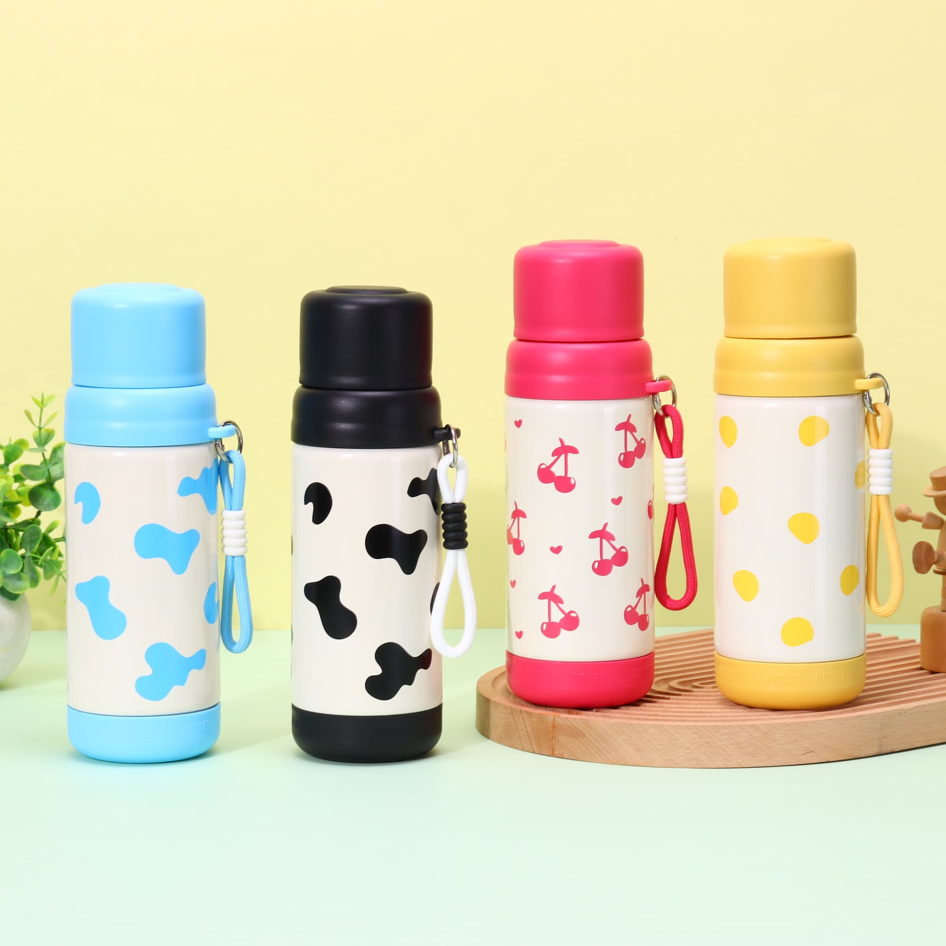 New Insulated Water Bottle with Carrying Strap, 304 Stainless Steel Portable Water Cup, Student Gift, Wholesale, Customizable Logo