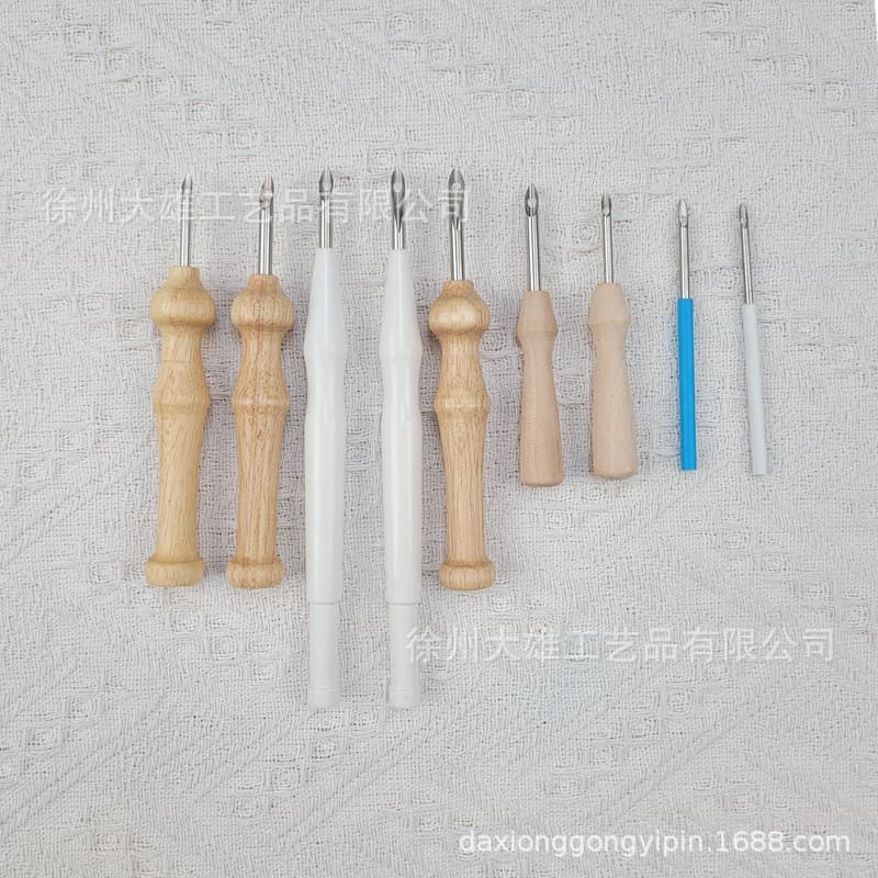 Punch Needle Embroidery Tool Set with Wooden Handle, Plastic Adjustable Needle, Yarn Needle, Embroidery Kit