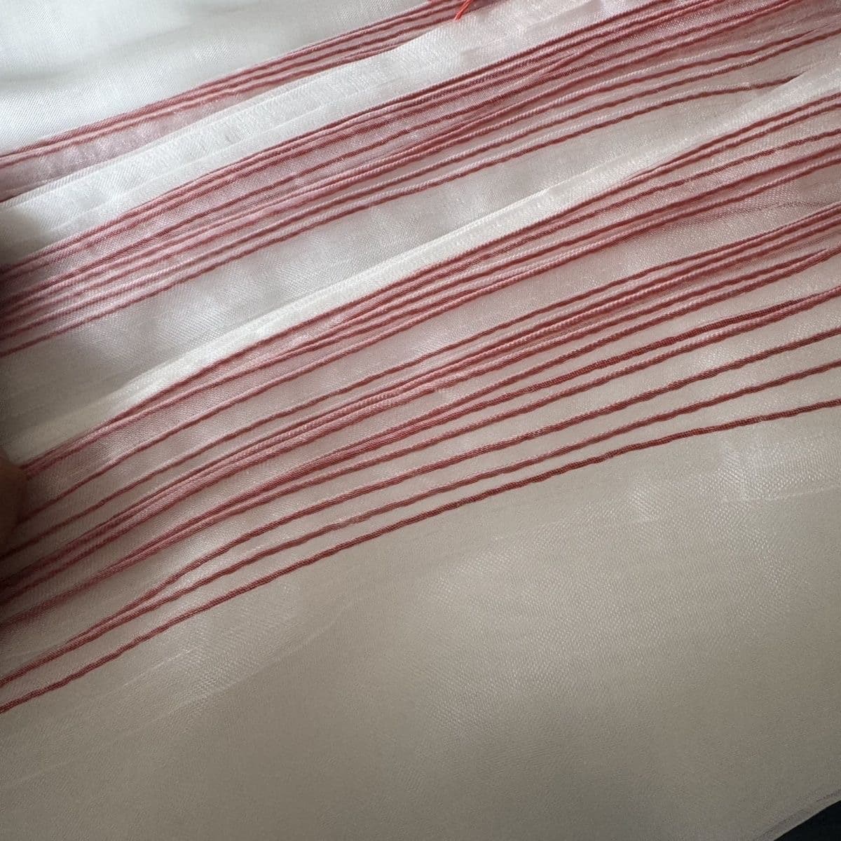 Dense and thick tea leaf bags made of soft nylon mesh, also used as snake or fish bags for filtering, dehydrating, and breathability with drawstrings.