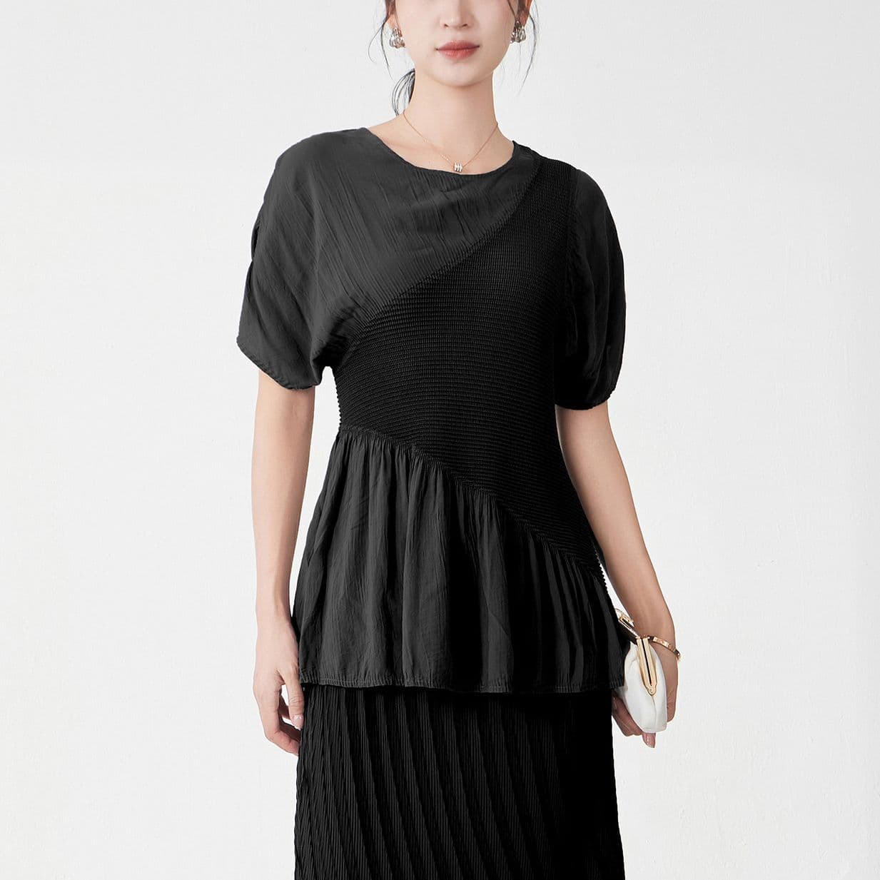 Irregular pleated top women's short-sleeved summer new Miyake T-shirt women's loose high-end western style shirt clothes