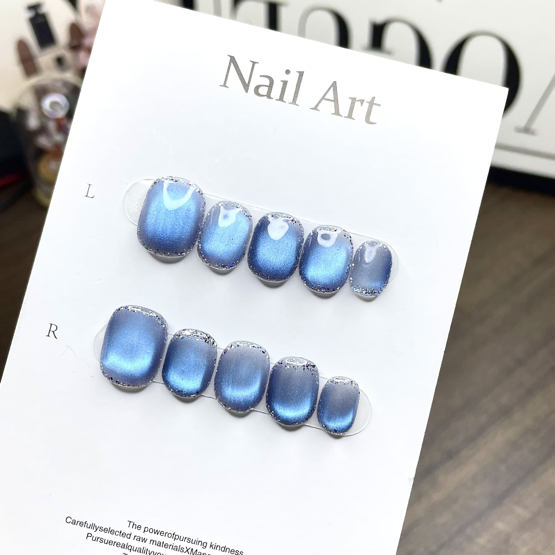 Glazed Blue Moonlight Viral Nail Art Gem Cat Eye Blue Handmade Wearable Nails Simple Elegant Style High-End Sparkle