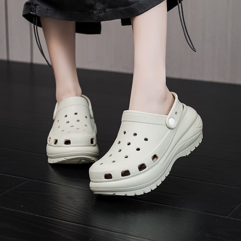 Women's High-Heel Platform Thick-Sole Clog Sandals for 2025 Summer, Slip-Resistant and Odor-Proof EVA Beach Flip-Flops with a Soft, Cushiony Feel
