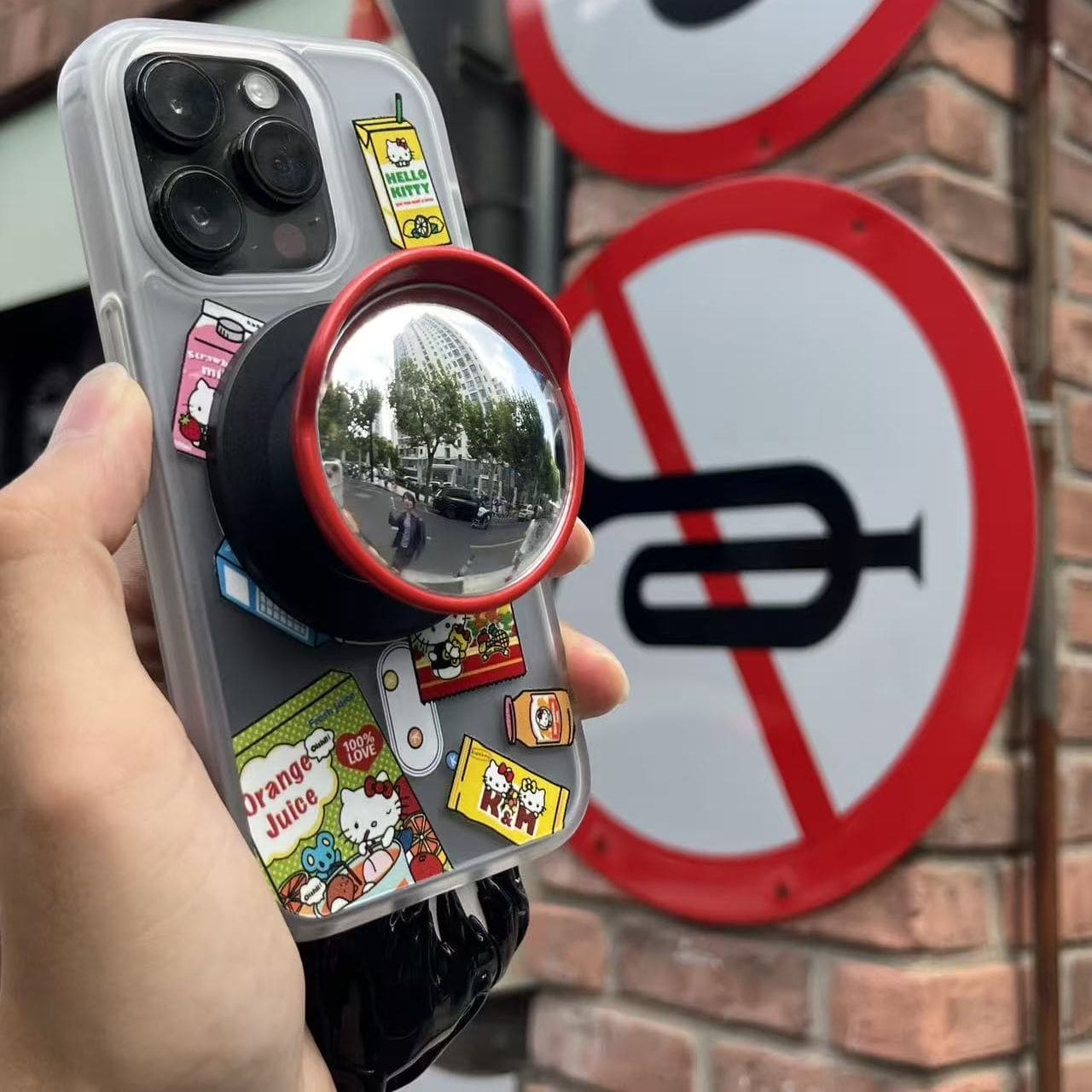 Niche creative wide-angle lens, corner mirror, portable phone holder, everyday photo prop, decoration.