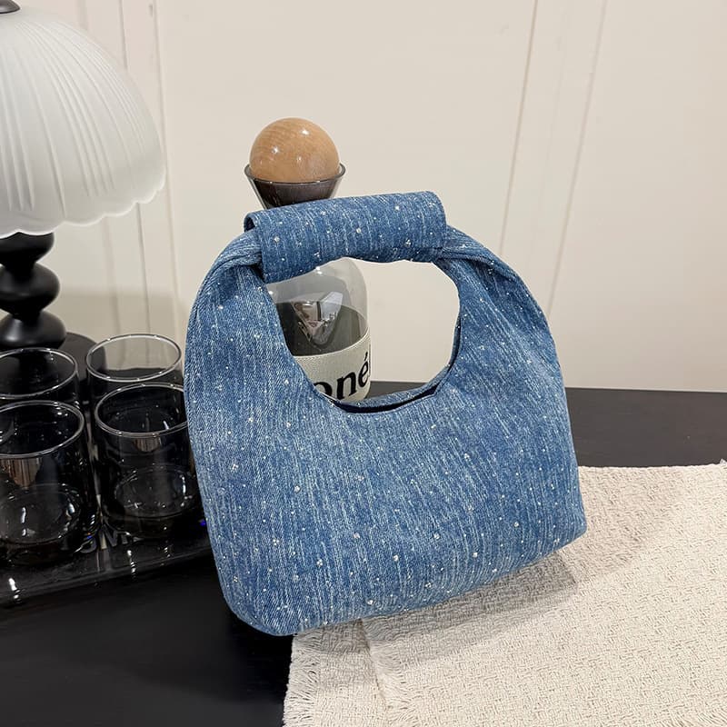 2026 new high-end armpit bag for women, fashionable and versatile shoulder bag for women, simple portable bucket bag tote bag