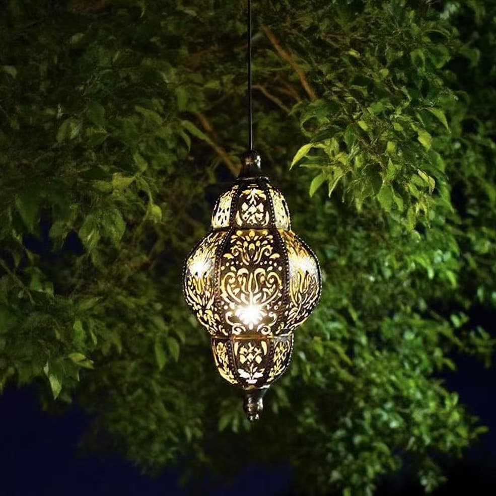Baroque Cross-border Solar Courtyard Light, Wrought Iron Hollowed-out Design, Artistic Atmosphere Projection Solar Garden Light