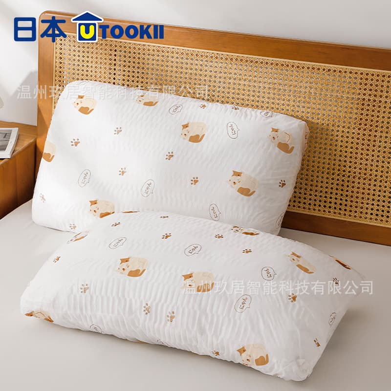 utookii disposable pillowcases, travel pillow towels, thickened pillowcases to protect against dirt, suitable for train sleeper berths, single use, and hotel supplies.