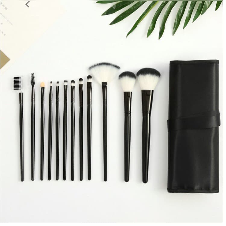 12-Piece Makeup Brush Set: Eyeshadow Brush, Foundation Brush, Blush Brush, and Makeup Tools