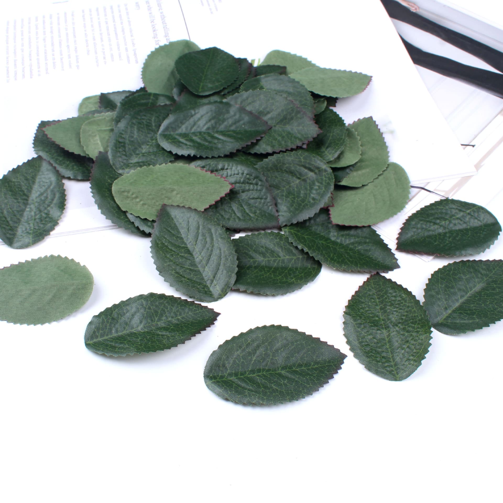 6*3.8cm Single Dark Green Rose Leaves, Simulated Leaves, Garland Headdress Accessories, Home Decoration Accessories