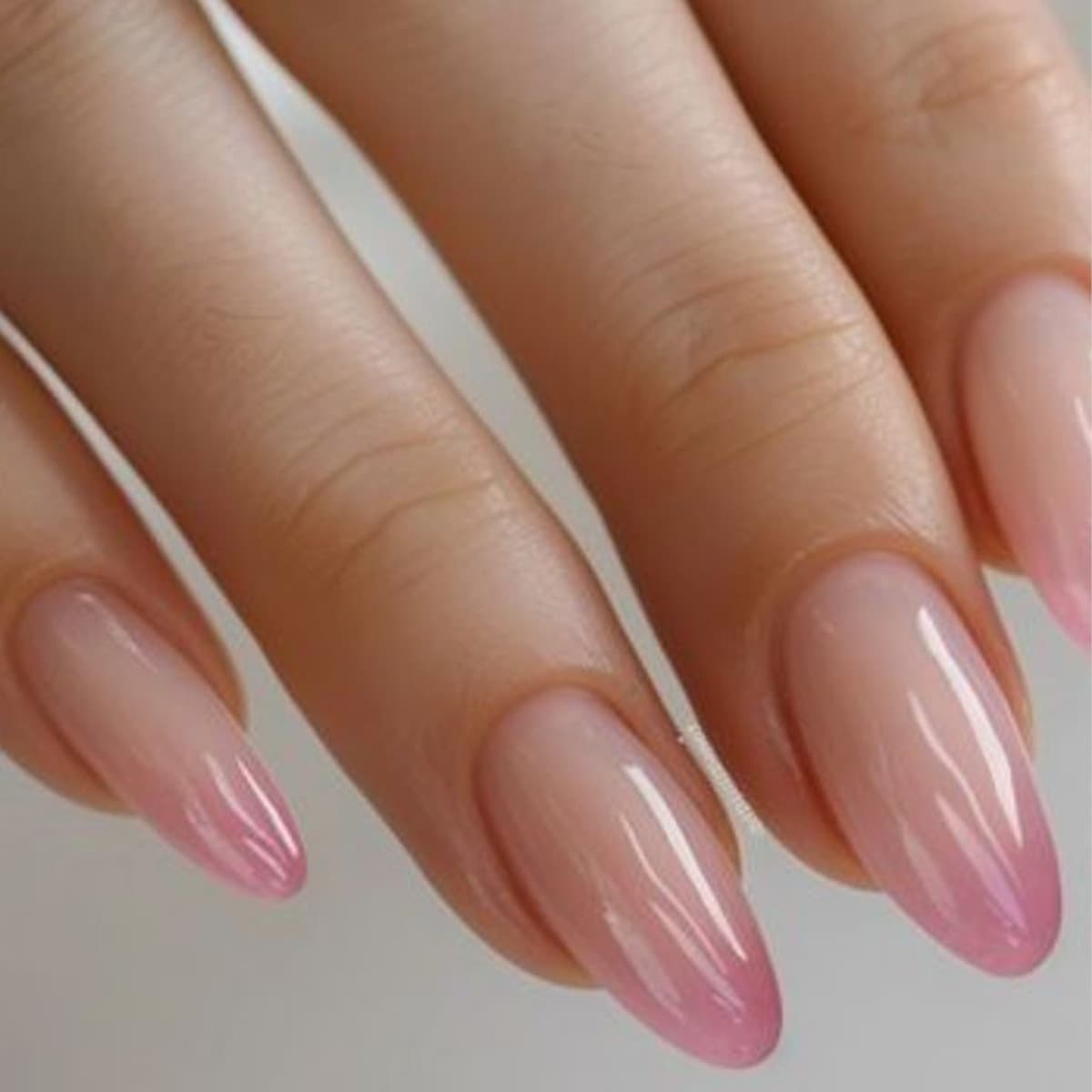 Cross-border Hot Selling 24-Piece Gradient French Pink Press-On Nails Nail Art Tips Wholesale