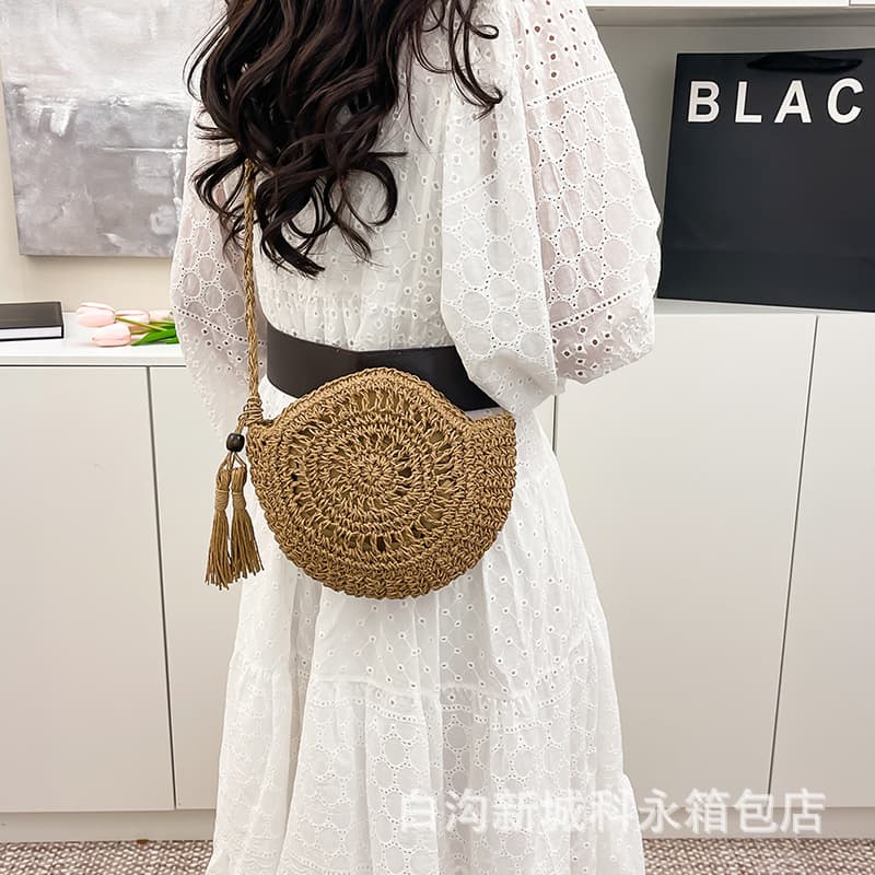 Niche Design French Style Crossbody Straw Bag Spring Fashionable Casual Trendy Fresh Small Round Bag