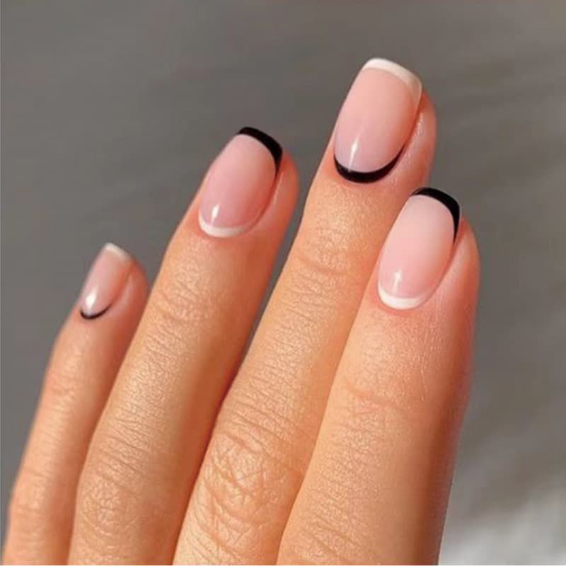 Short Press-On Nails Wholesale Simple Black and White Contrast French Style Press-On Nail Tips Finished Nail Art