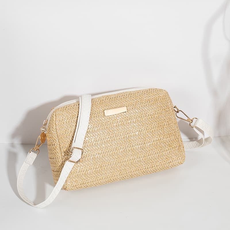 2025 New Ladies Bags Woven Shoulder Bag Crossbody Bag Fashionable Straw Beach Bag Export Camera Bag
