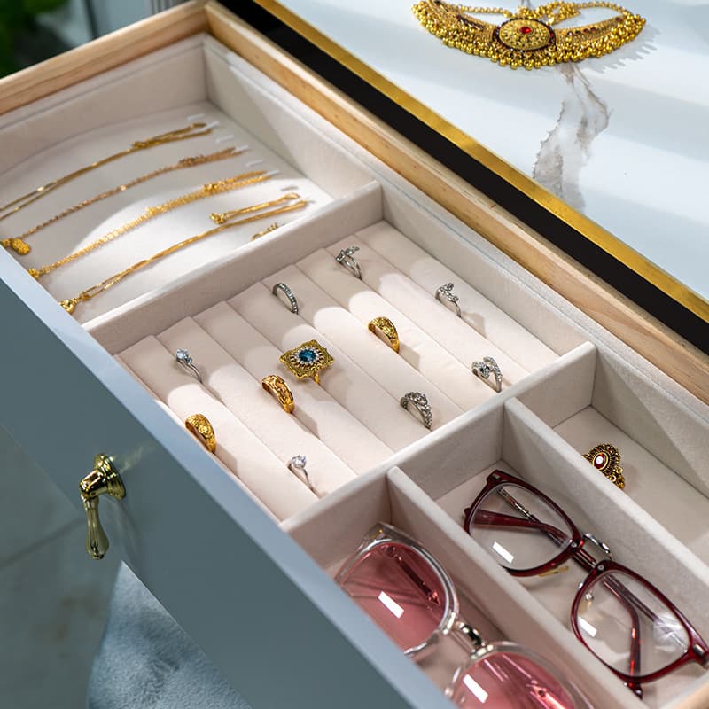 Custom-sized jewelry box, velvet ring tray, necklace and earring storage, watch box, wardrobe and dressing table storage tray