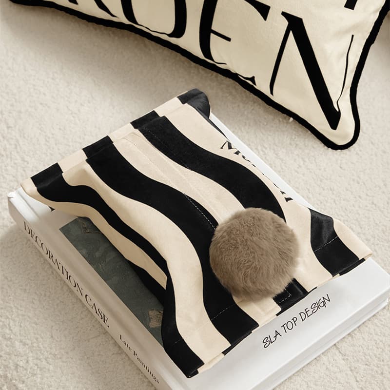High-end Fabric Tissue Box Decor Ornament for Living Room Bedroom Home Desktop Creative Cream Style Cute Tissue Box
