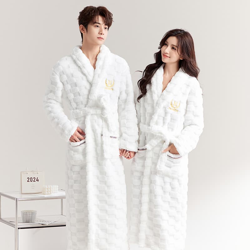 Robe Pajamas Women Winter Thickened Flannel Bathrobe, Spring Autumn Fleece Long Sleeve Men Couple Coral Fleece Bathrobe