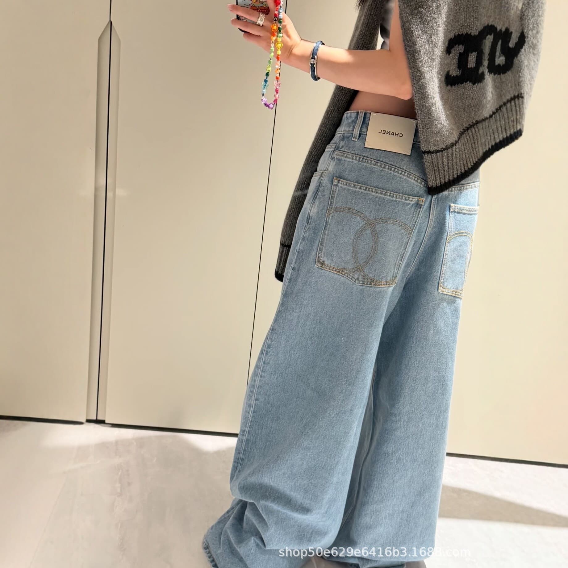 High-waisted wide-leg jeans for women 2026 new loose straight-leg versatile slim floor-length trousers with small fragrance design