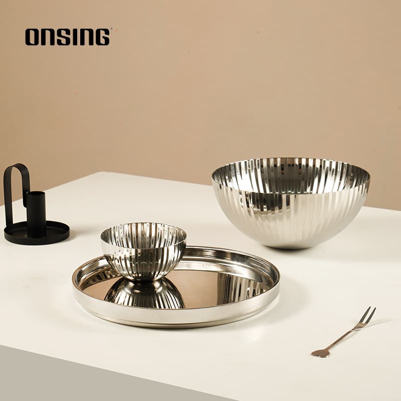 Light Luxury Glossy Stainless Steel Nut Bowl for Home Living Room Fruit Bowl Coffee Table Snack Bowl Decorative Ornament Gift for Export