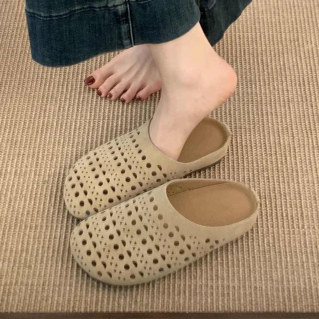 Retro Hollow Soft-Sole Birkenstock Women's Closed-Toe Half Slipper 2026 New Style Yellow Casual Roman Sandal