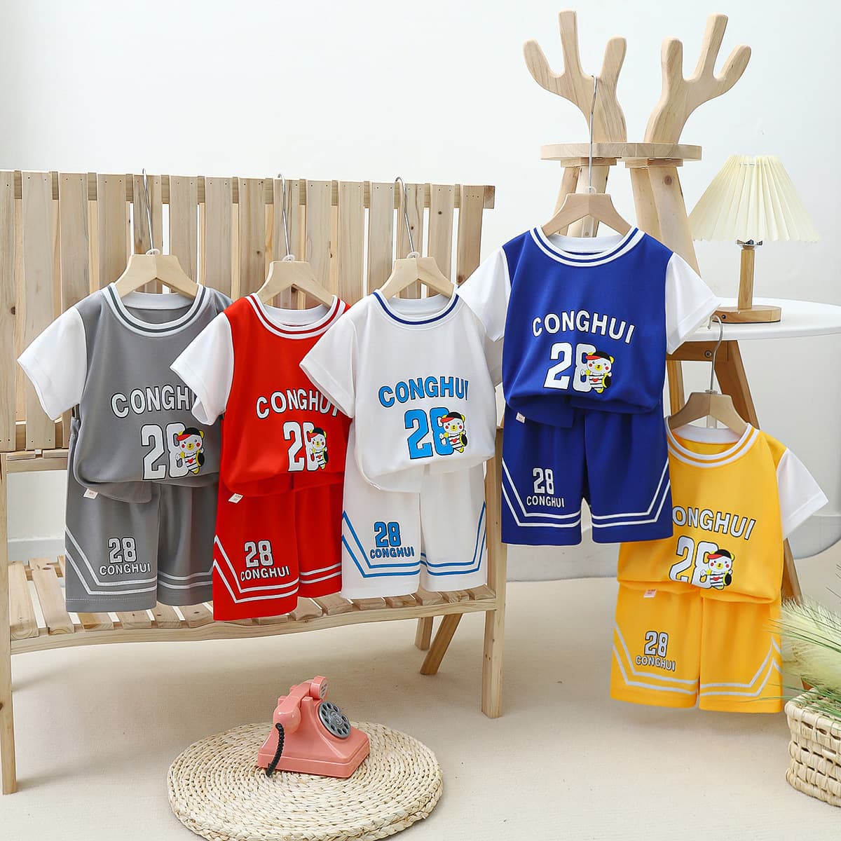 2025 New Children's Basketball Uniform for Boys and Girls, Summer Quick-Drying Mesh Set, Short-Sleeve Sportswear for Medium and Large Children