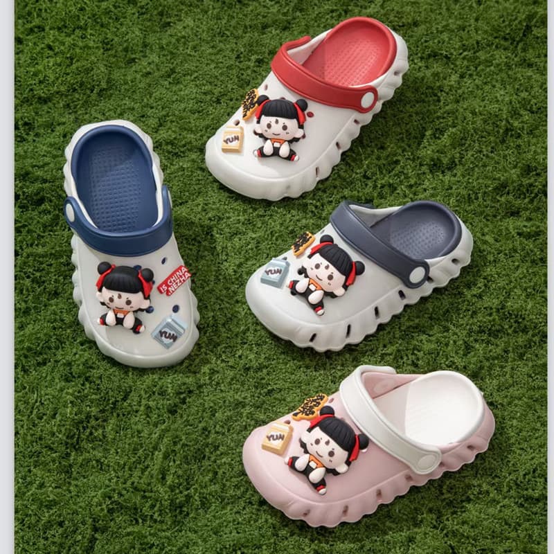 Mingya Nezha New Summer Kids Clog Sandals, Anti-slip, Cloud-like Feel, Enclosed Toe, Breathable Beach Sandals for Boys and Girls