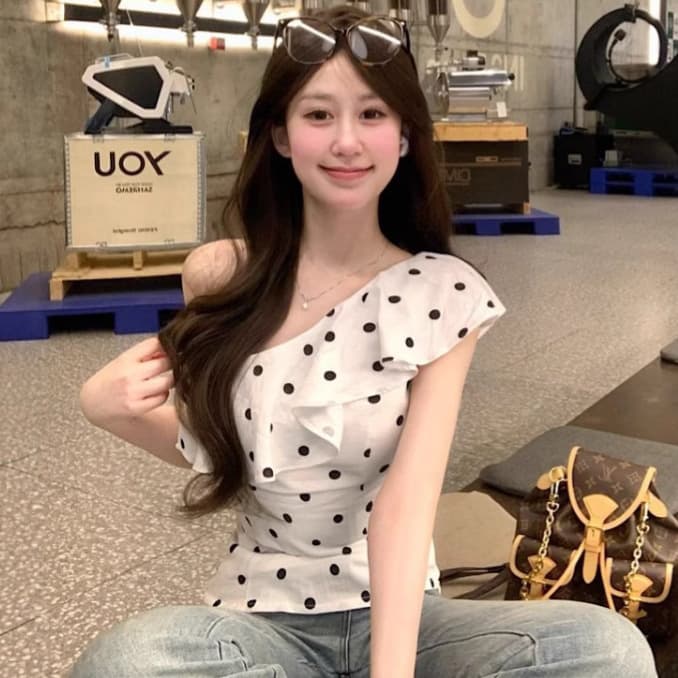 Sexy Polka Dot French Ruffled Asymmetrical Sleeveless Top for Women Summer Slim Fit Layering Tee