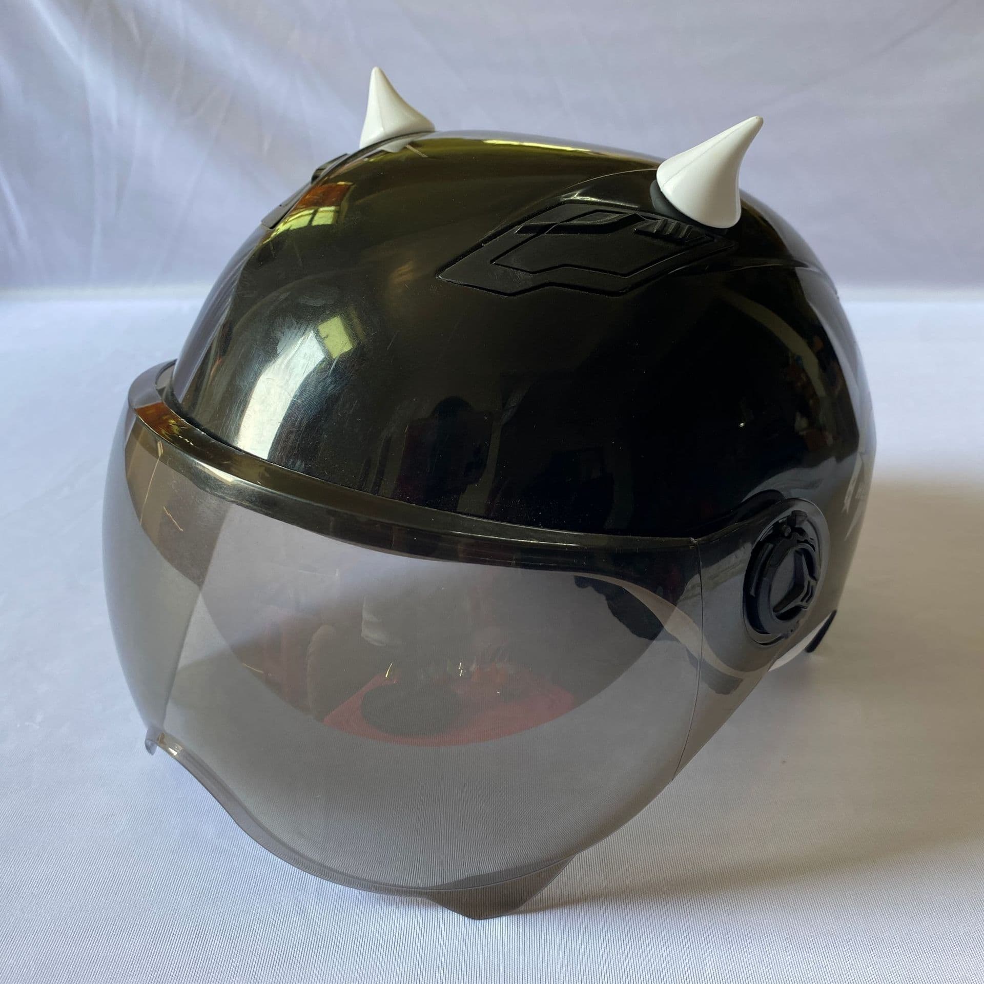 Small Bull Horn Helmet Decoration for Electric Scooter Sticker Ornament Unisex Personalized Decoration Motorcycle Light Modification Accessories