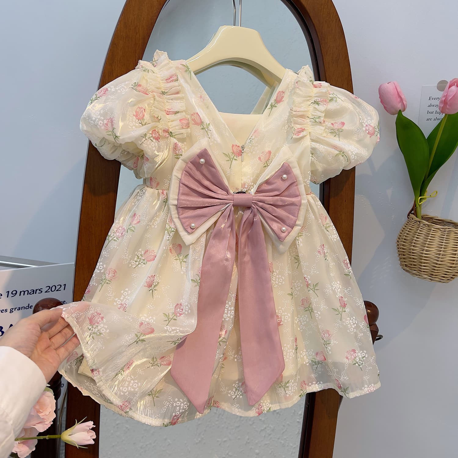 2024 new summer baby girl lace mesh flower cute big bow princess dress sweet and cute trendy
