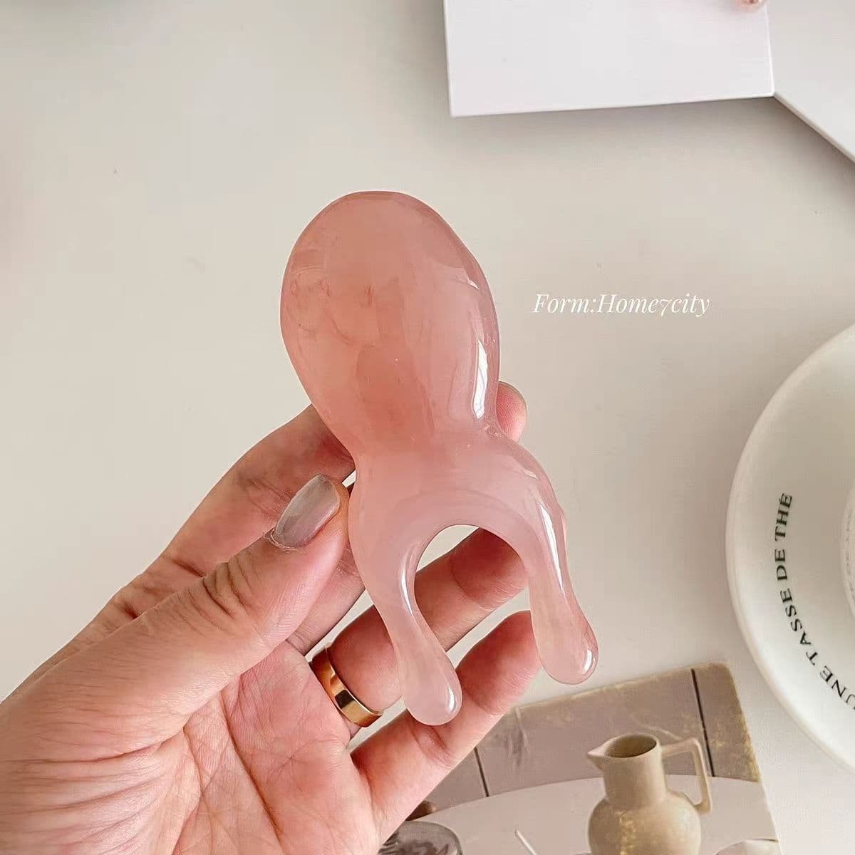 New Small Snail Eye Massager for Periorbital Relief, Acupoint Massage, Jawline Lifting, and Gua Sha Wellness Tool