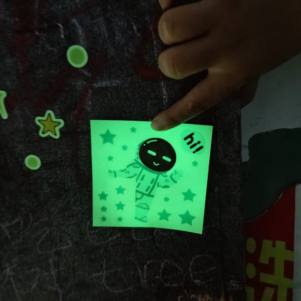Cross-border Hot Selling Glow-in-the-Dark Stickers, Dot Star Moon Shapes Combination, Home Glow Switch Stickers