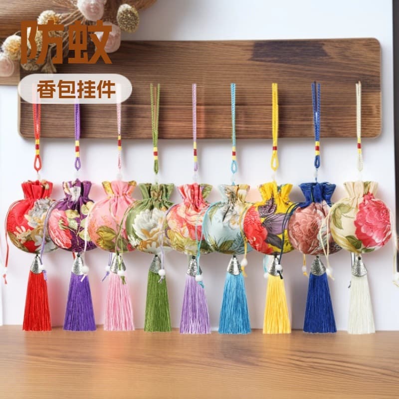 Factory wholesale sachets, jewelry bags, aromatherapy pouches, embroidered purses, Zen-inspired Chinese style traditional antique brocade pouches