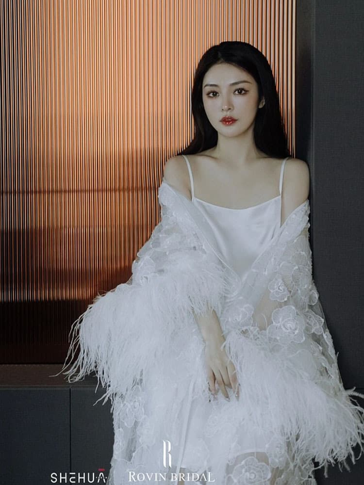 Bride Wedding Robe Ostrich Feather Luxury Sexy Winter Floral Pajama Set for Women