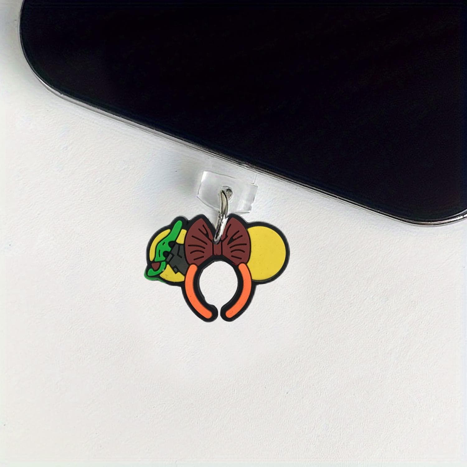Amazon Mickey Head Phone Dust Plug for iPhone 10, Shein PVC Soft Silicone Portable Pendant, Cross-Border Hot Selling, Cute and Adorable