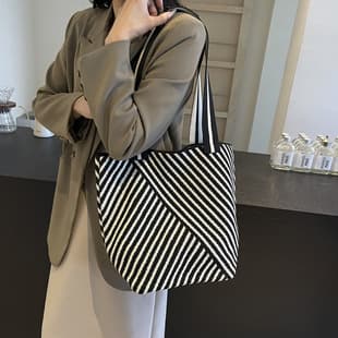 Knitted Shoulder Bag 2024 Tote New Style Women Large Capacity Handbag Commuter Shopping Bag Bucket Versatile Wholesale