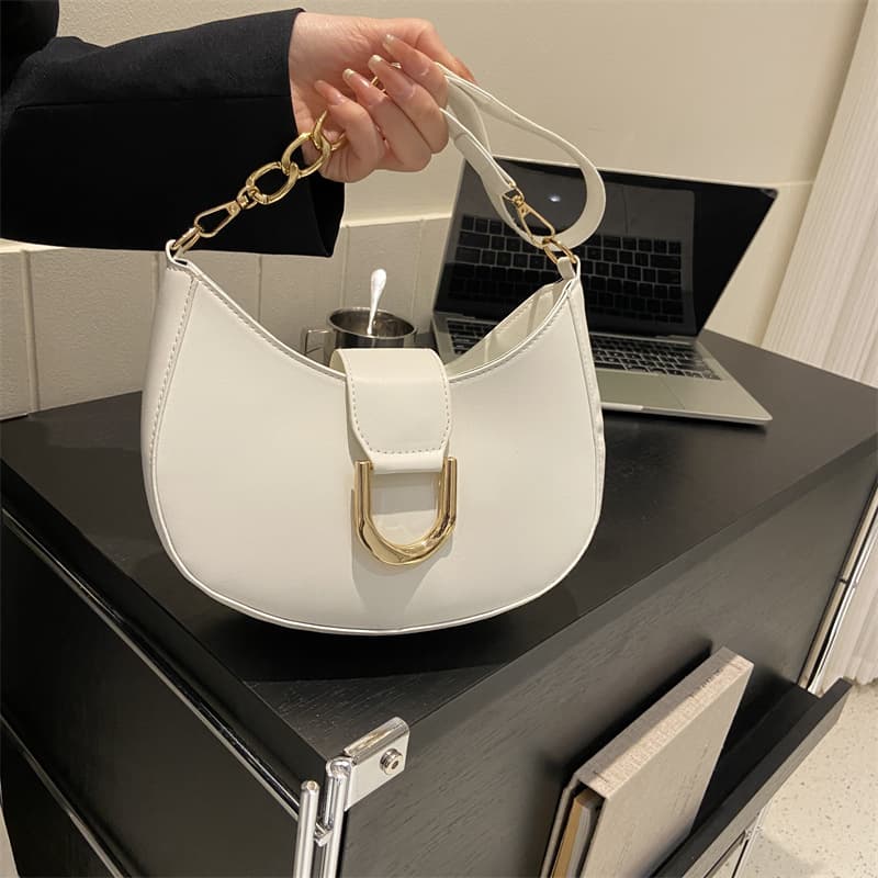 Fashionable Women's Premium Semi-Circular Underarm Bag 2025 Summer New French Chain Shoulder Bag Saddle Bag