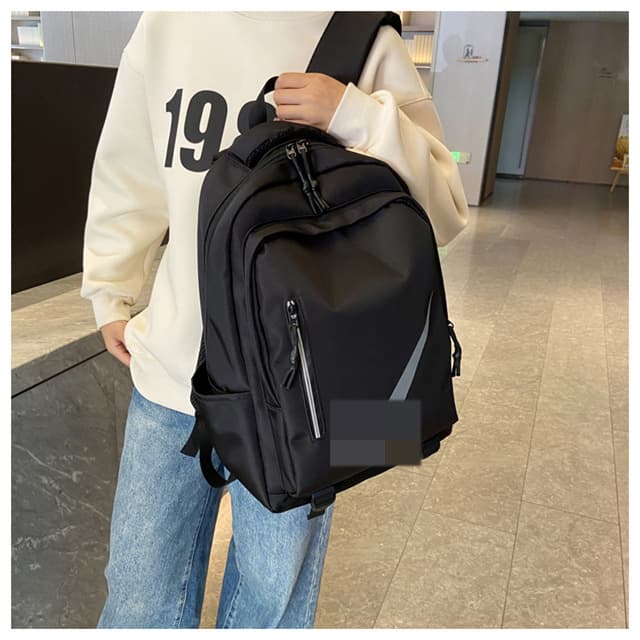 Casual Laptop Backpack 2026 New Lightweight Large Capacity Travel Backpack Simple Fashion Middle and College Student Backpack