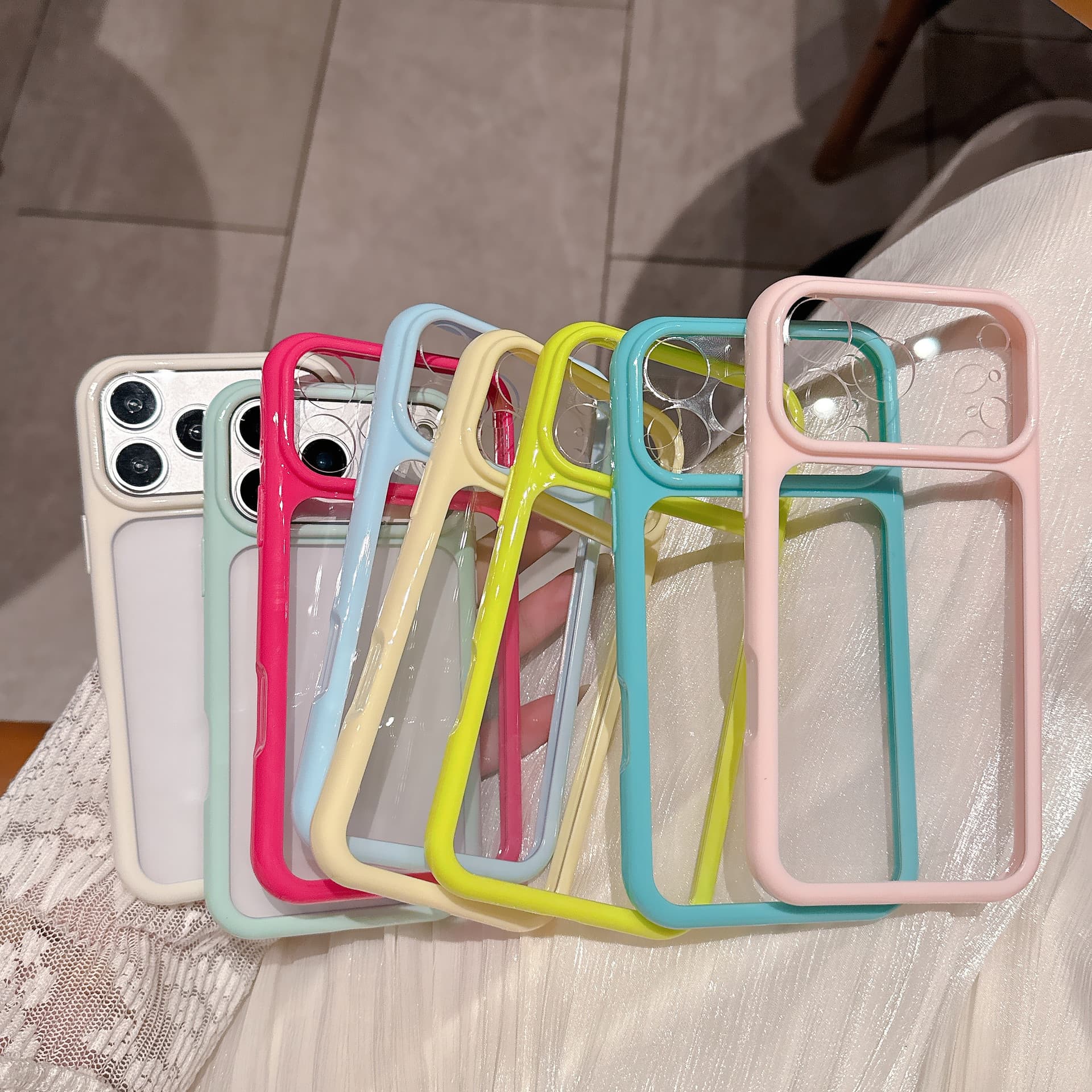Suitable for iPhone 17Promax mobile phone case, iPhone 16 transparent jelly large window 15PRO simple protective case