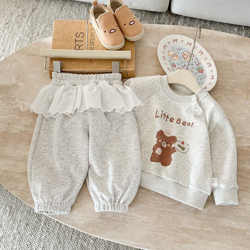 Infant and toddler girl autumn clothing set new children's cartoon top outer clothing two-piece set spring and autumn category a