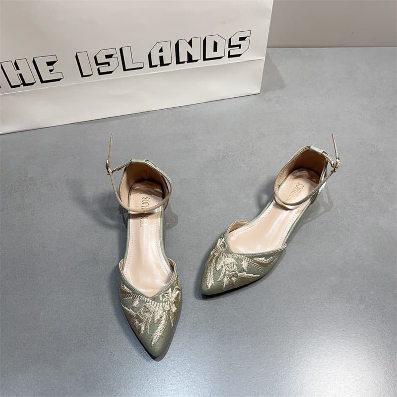 Embroidered Satin Pointed-Toe Open Single Shoes with One-Strap Chunky Heel, Soft Sole Low Heel Hanfu Shoes, Vintage Style Women's Shoes Versatile