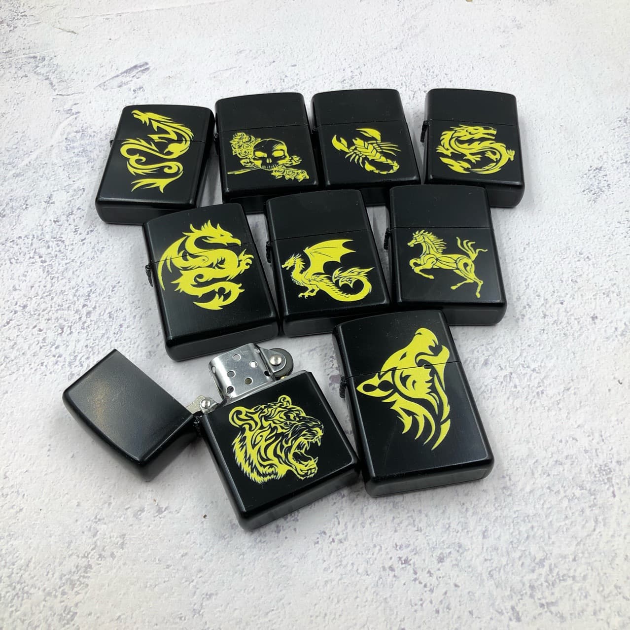 Retro totem kerosene lighter black paint cross-border advertising lettering gift lighter manufacturer wholesale