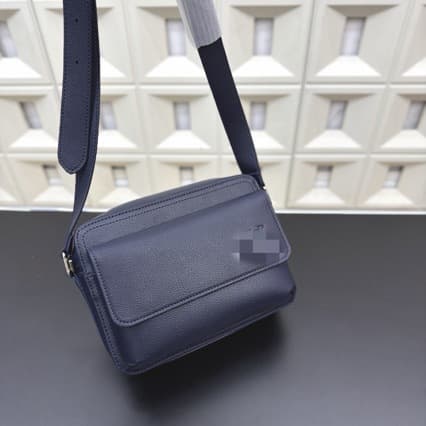 Direct supply cross-border mlv men's bag black warrior messenger bag box bag pillow bag versatile business bag shoulder crossbody bag