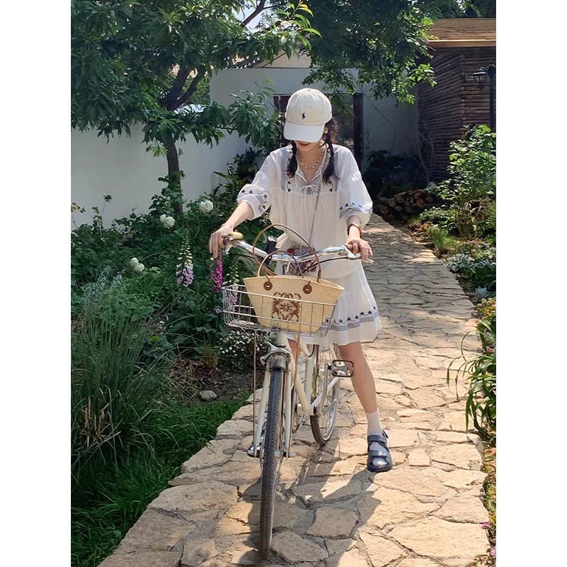 Fusheng Eight Records "Matisse's Coast" French Vintage Nautical Heavy-Duty Floral White Embroidered Suit Set