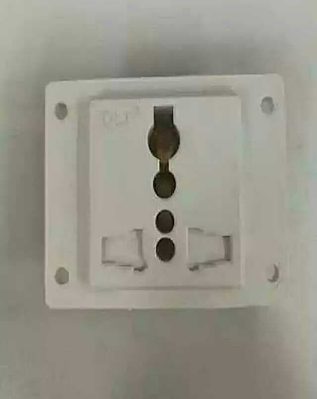 Cabinet socket, drawbridge socket, distribution panel, equipment socket default option Zhuobai