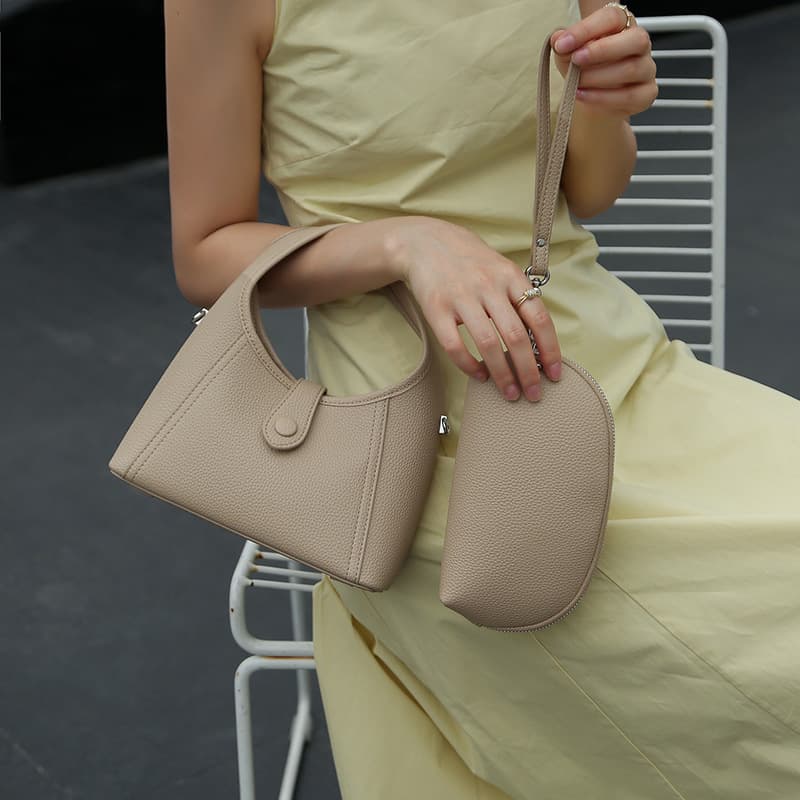 Genuine Leather Women's Bag Half-Moon Underarm Single Shoulder Crossbody Bag Urban Minimalist Style Small Size Soft Polyester Lining